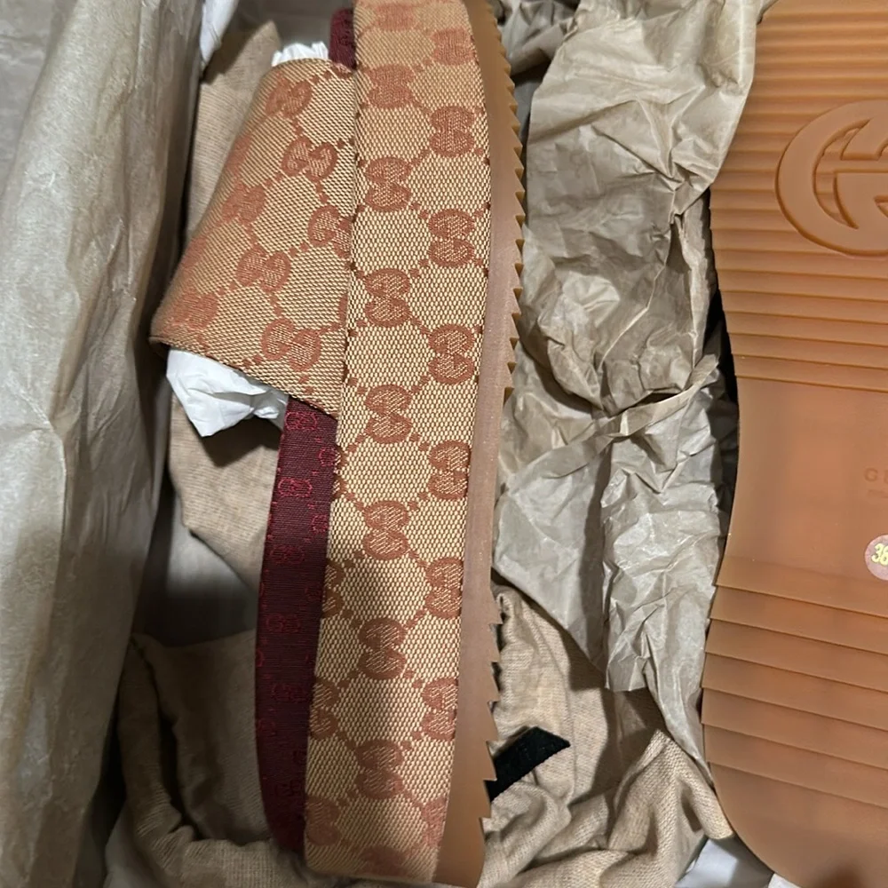 Gucci Angelina Platform Slides